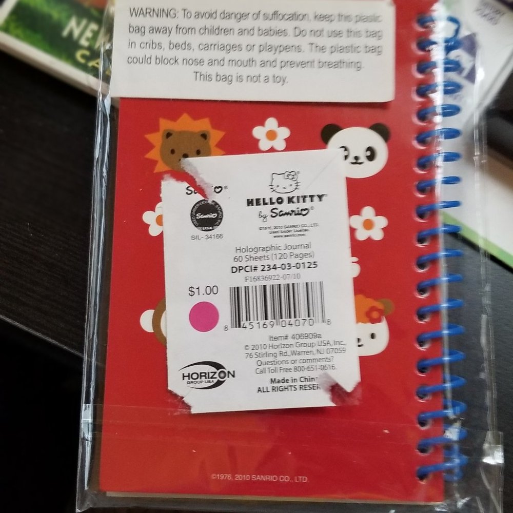 Hello Kitty Box - Picture 3 of 15